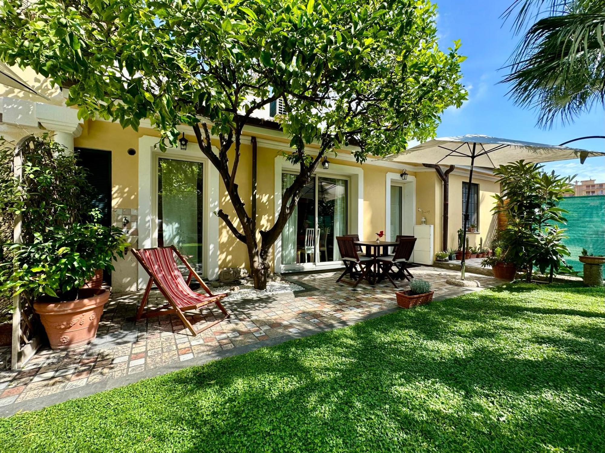 Villa Angelina Holiday Homes - Casa U.G. Валлекрозія Екстер'єр фото